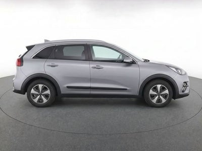 2022 Kia Niro LX