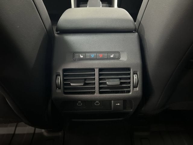 2024 Land Rover Discovery Sport Core S