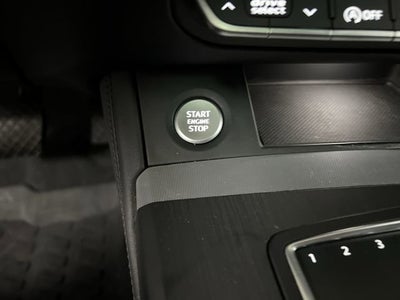 2020 Audi Q5 Titanium Premium Plus 45 TFSI quattro S tronic