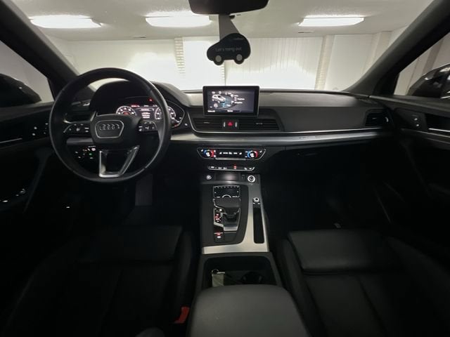2020 Audi Q5 Titanium Premium Plus 45 TFSI quattro S tronic