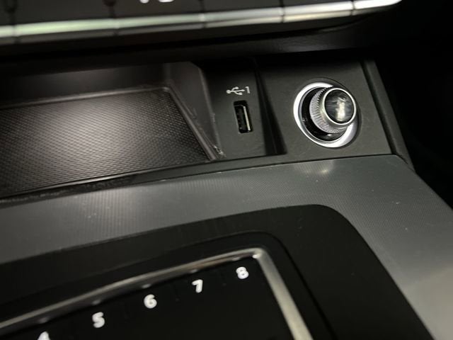 2020 Audi Q5 Titanium Premium Plus 45 TFSI quattro S tronic