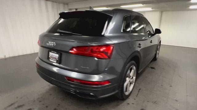 2020 Audi Q5 Titanium Premium Plus 45 TFSI quattro S tronic