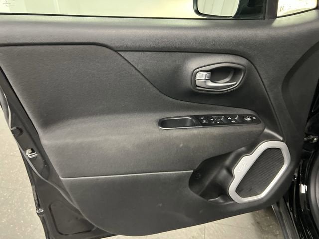 2020 Jeep Renegade Latitude FWD